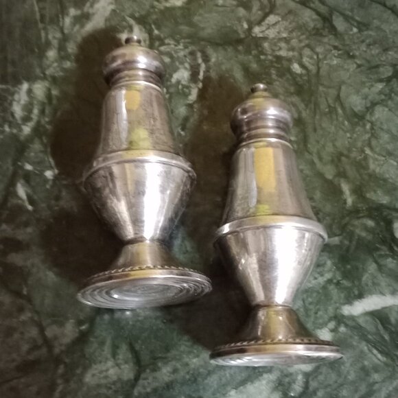 Sterling Silver Salt & Pepper Shakers - Picture 3 of 8